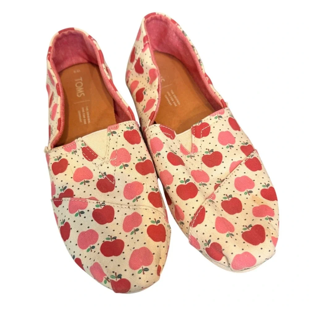 TOMS x Once Upon a Farm Apple Print Alpargata Slip On Flats Women's Size 9